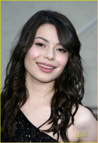 miranda cosgrove fake pics