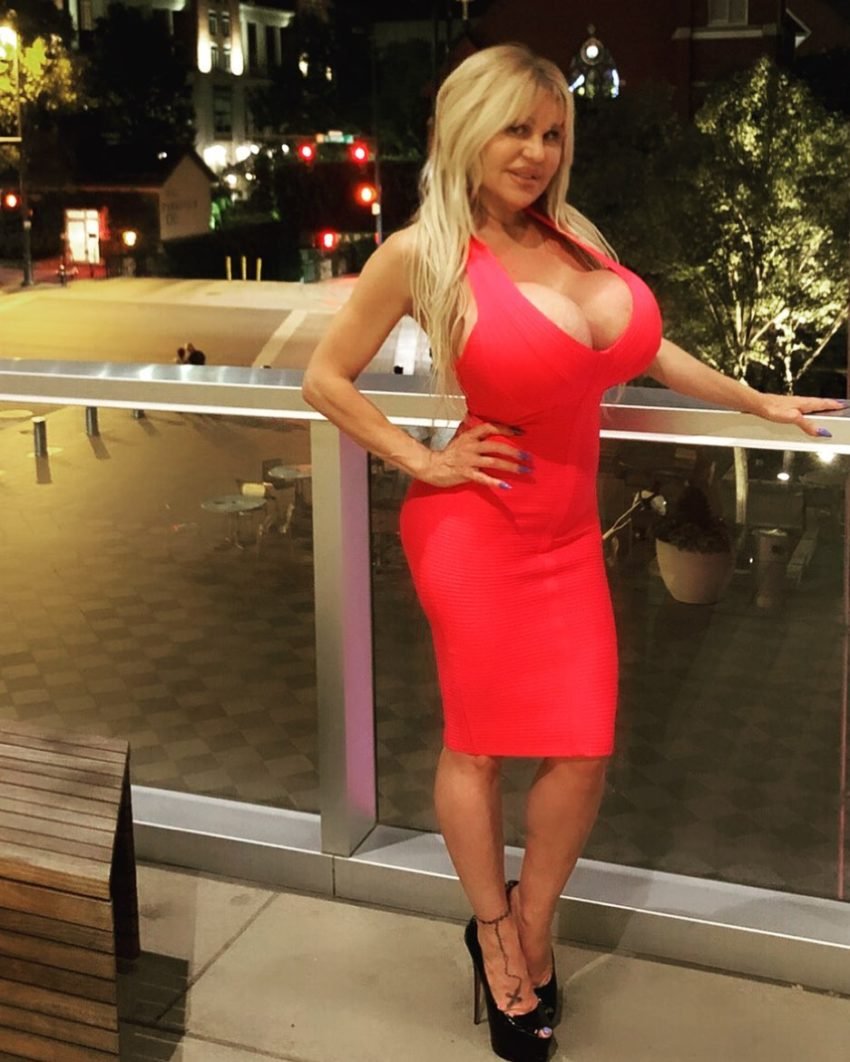 britney moulton add photo big tits in teght dress porn