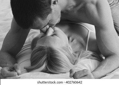 couple making out sex