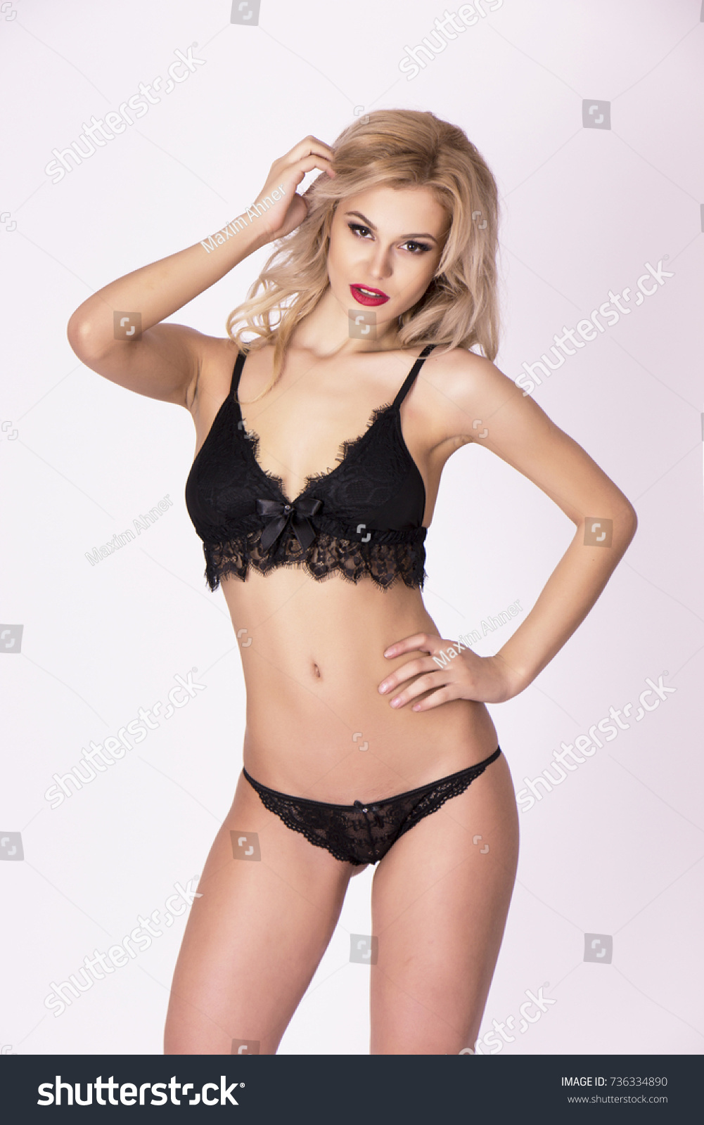 aileen meza recommends Blondes In Black Lingerie