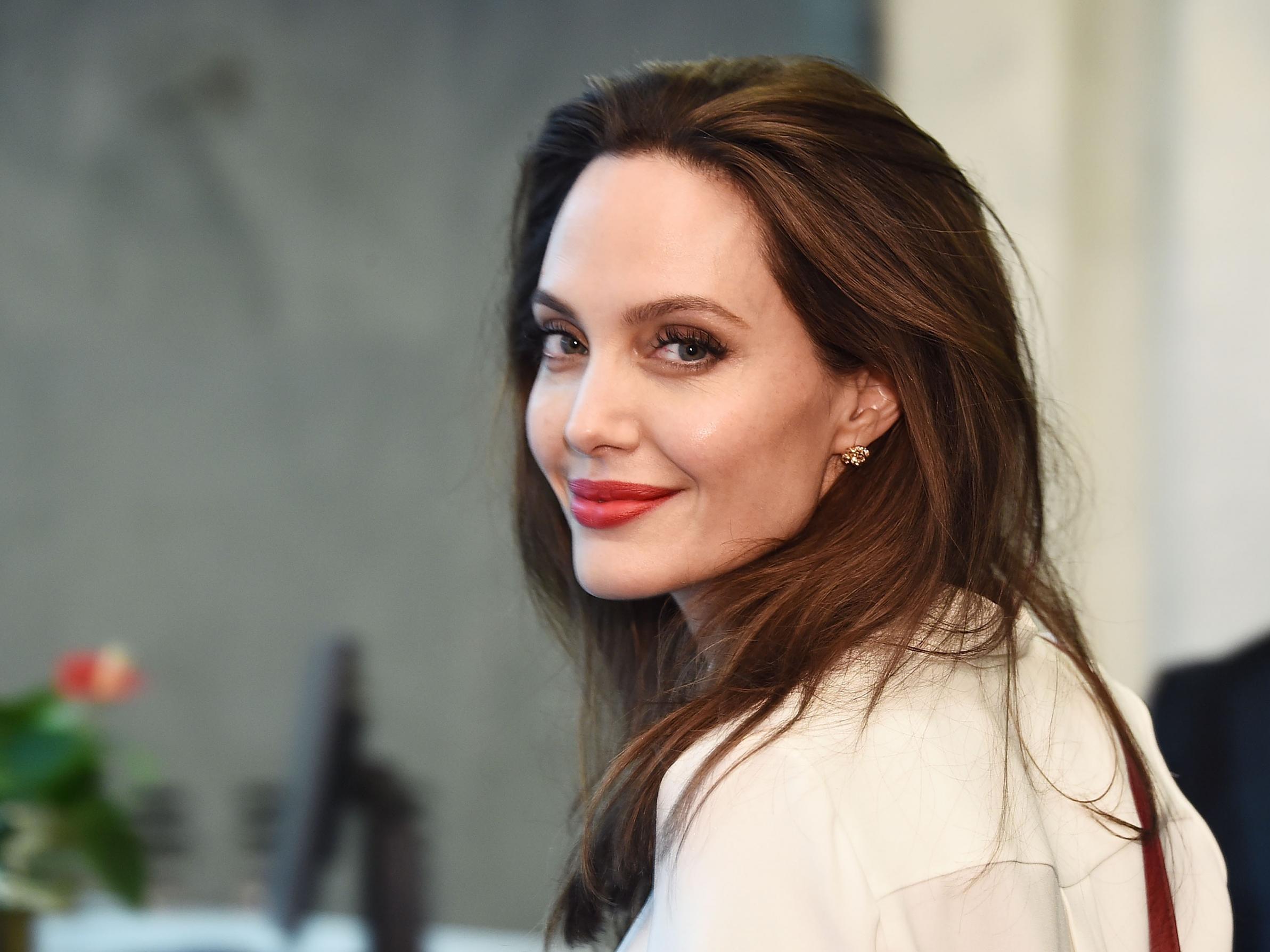 anna liza gabriel recommends Angelina Jolie Porn Video
