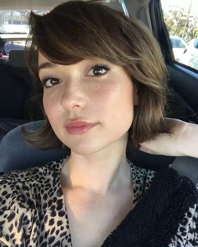 calandra riggins share milana vayntrub mr skin photos