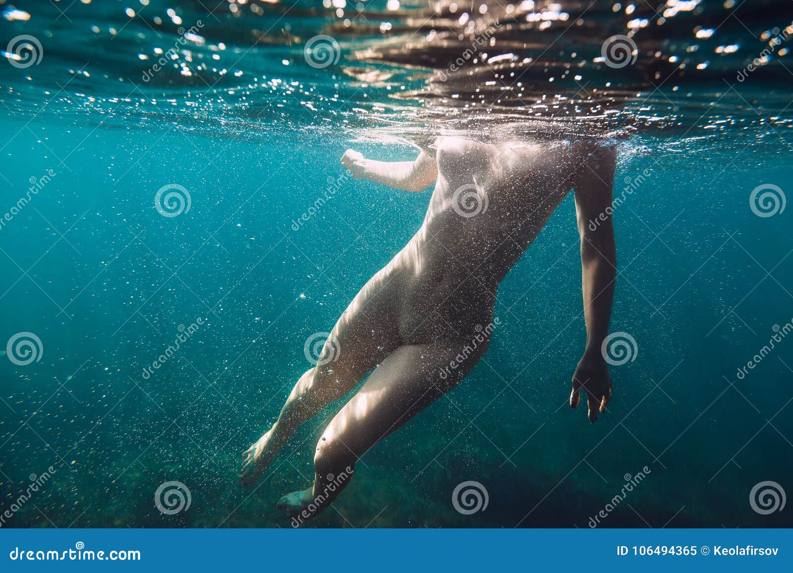 ali mahammad add photo nude women under water