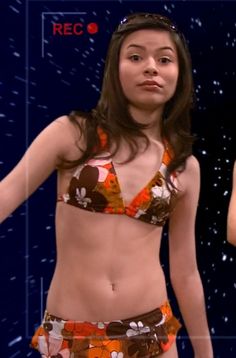 Young Miranda Cosgrove Nude natural wonders