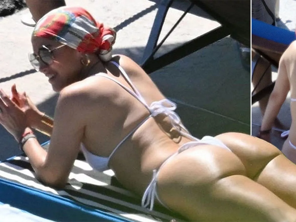 anna simones recommends Jennifer Lopez Thong Slip