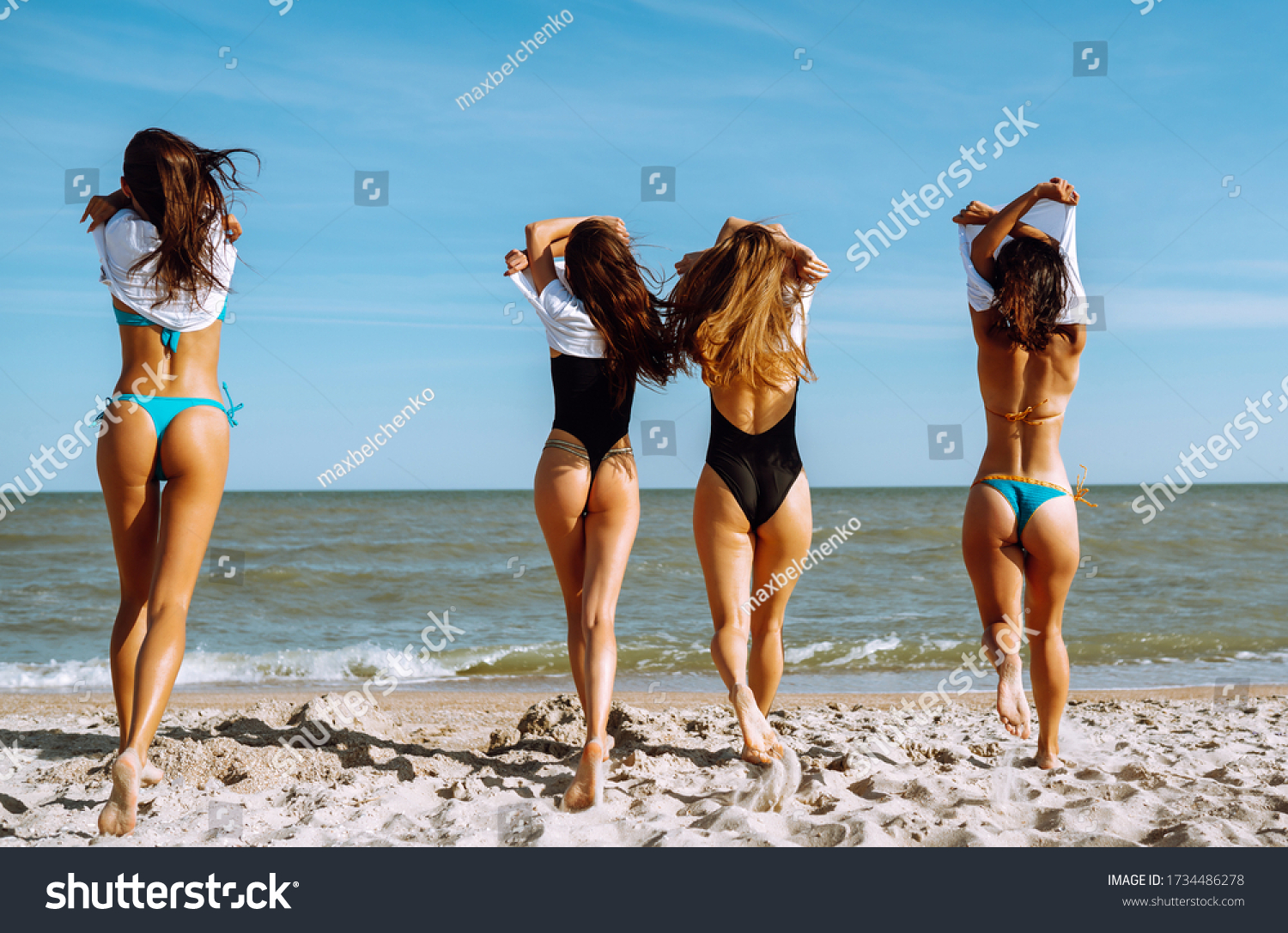 dariel hambrick add photo girls taking off swimsuits