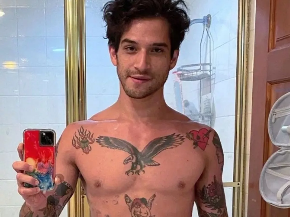 alex bollmann recommends teen wolf naked guy pic