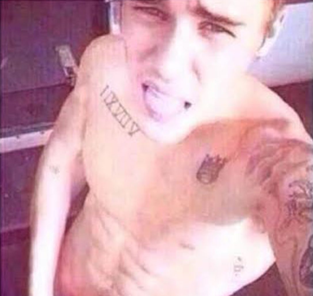 arthur vitug recommends naked justin bieber dick pic