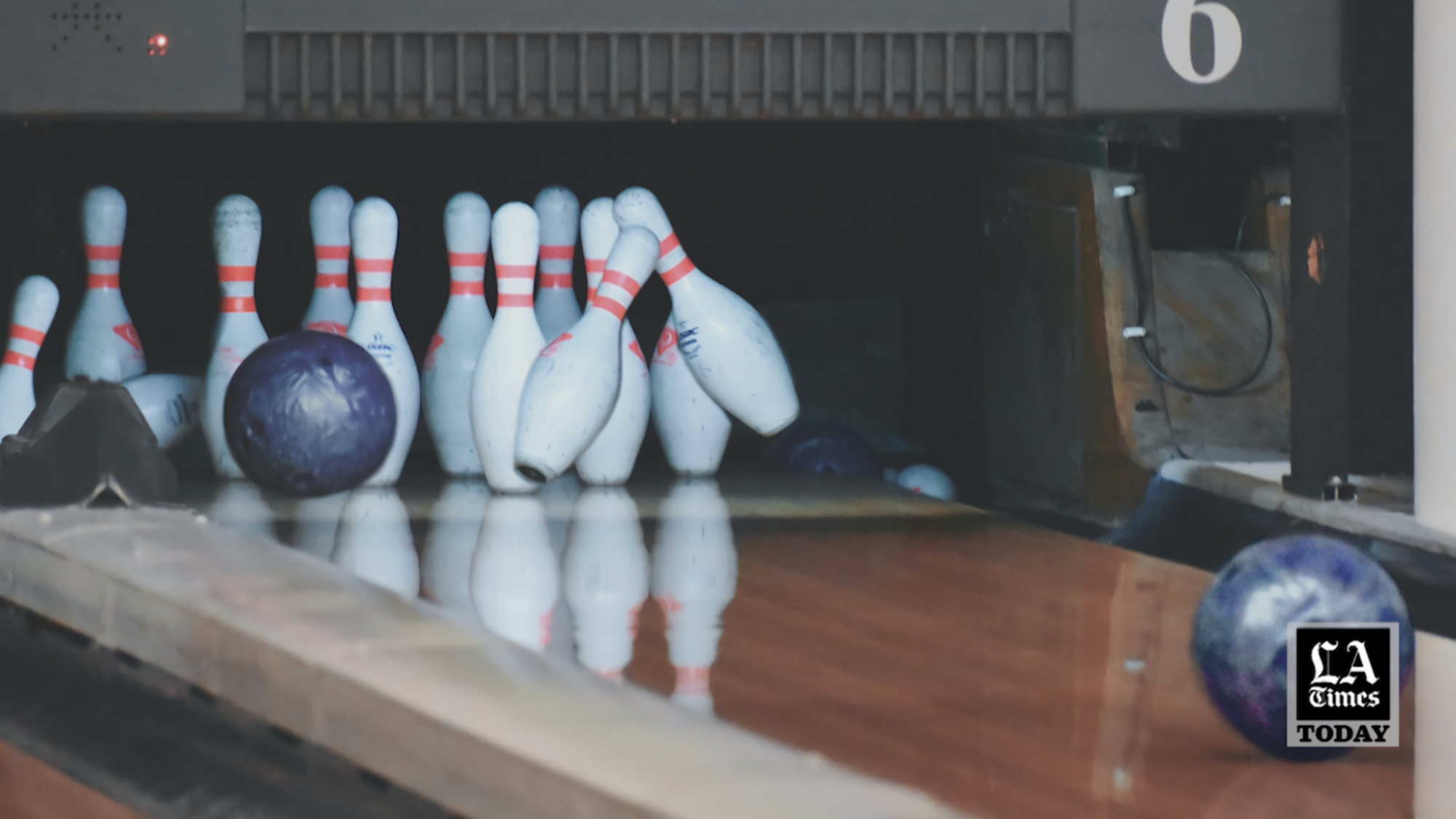 Best of Upside down bowling pin