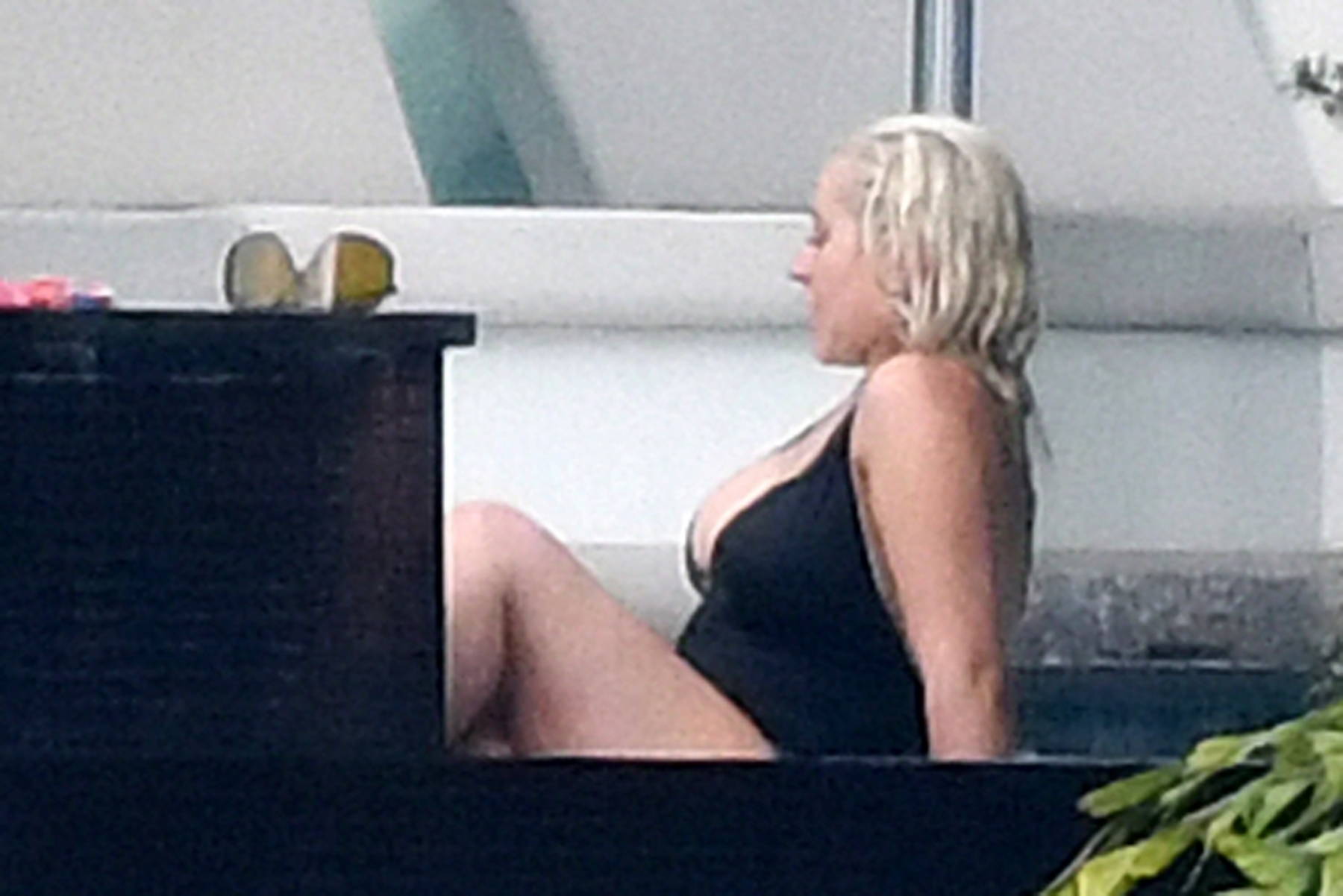 claude brisson add photo christina aguilera bikini