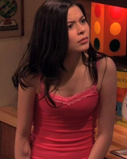 miranda cosgrove hottest pics