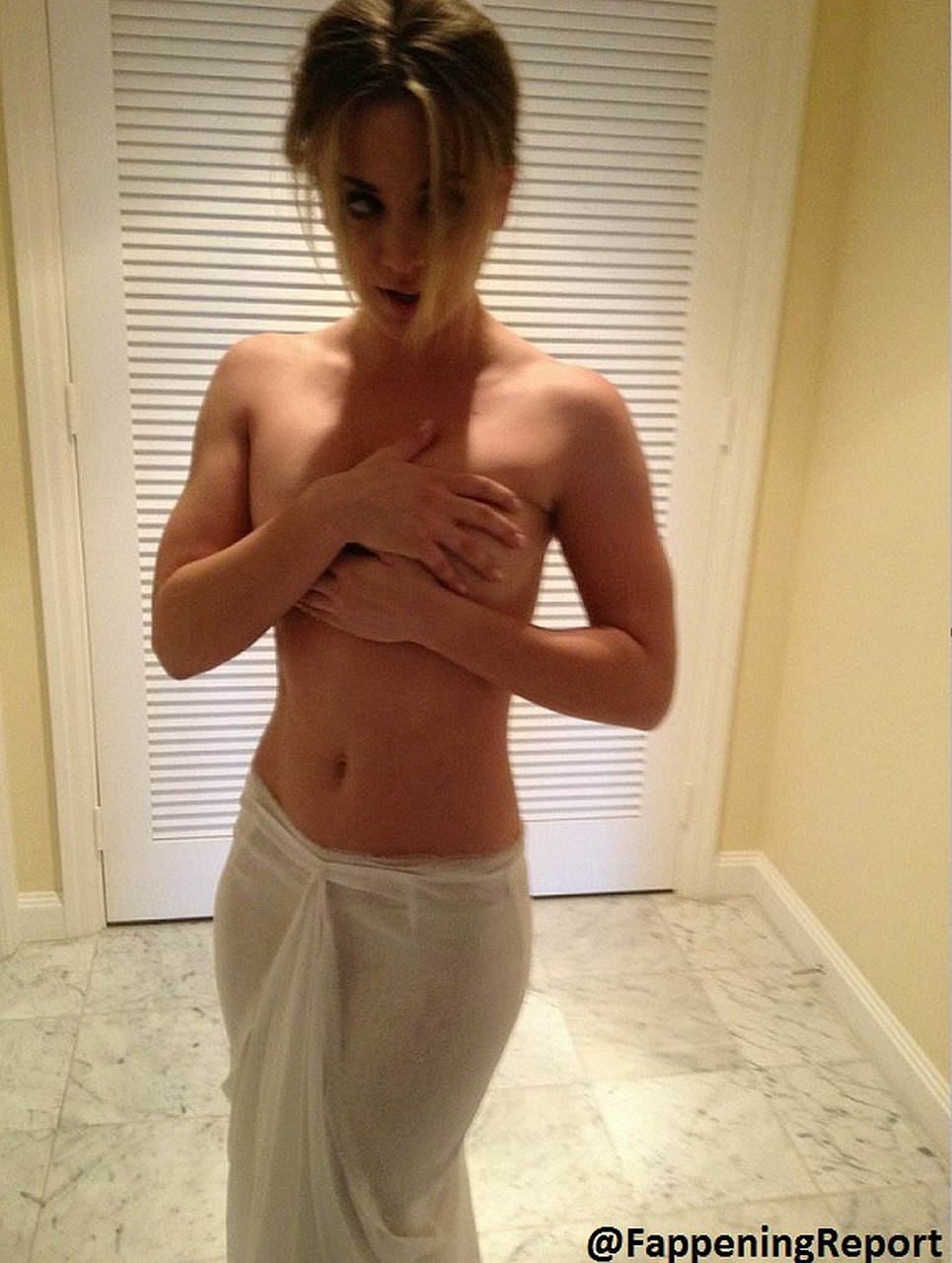 angela bostwick add kaley cuoco naked snapchat photo