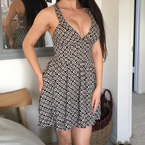 cole howell recommends big tits sun dress pic