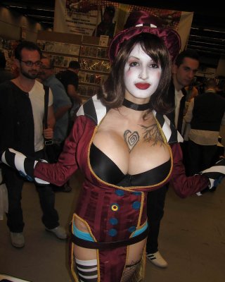 calvin weems recommends borderlands moxxi cosplay porn pic