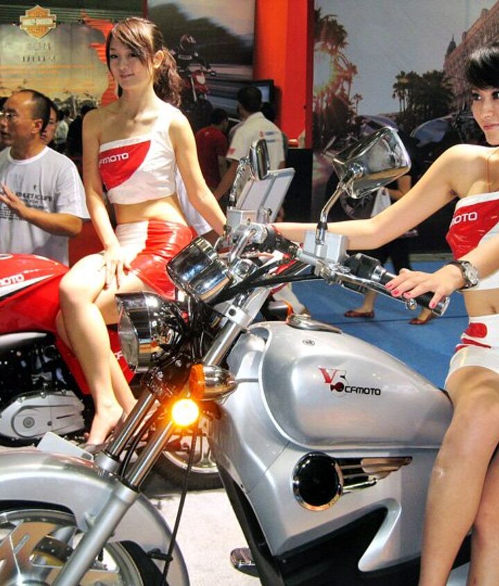 Best of Naked babes and bikes