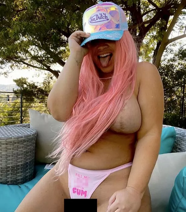 alison bambridge share trisha paytas nip slip photos