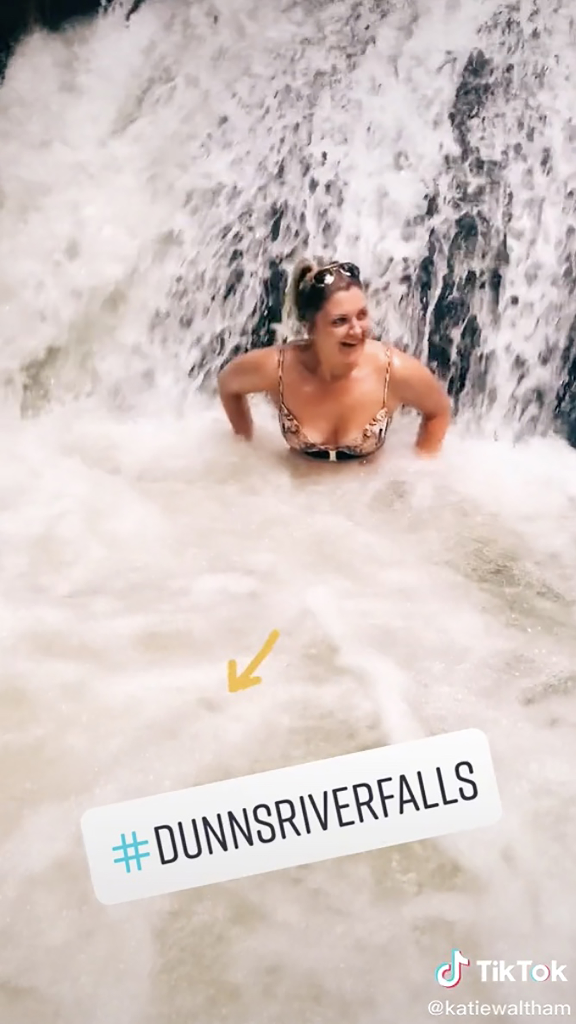 dar wayne recommends bikini falls off video pic