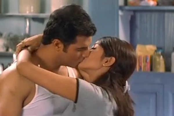 alexa mahan add photo hindi movies kissing scenes