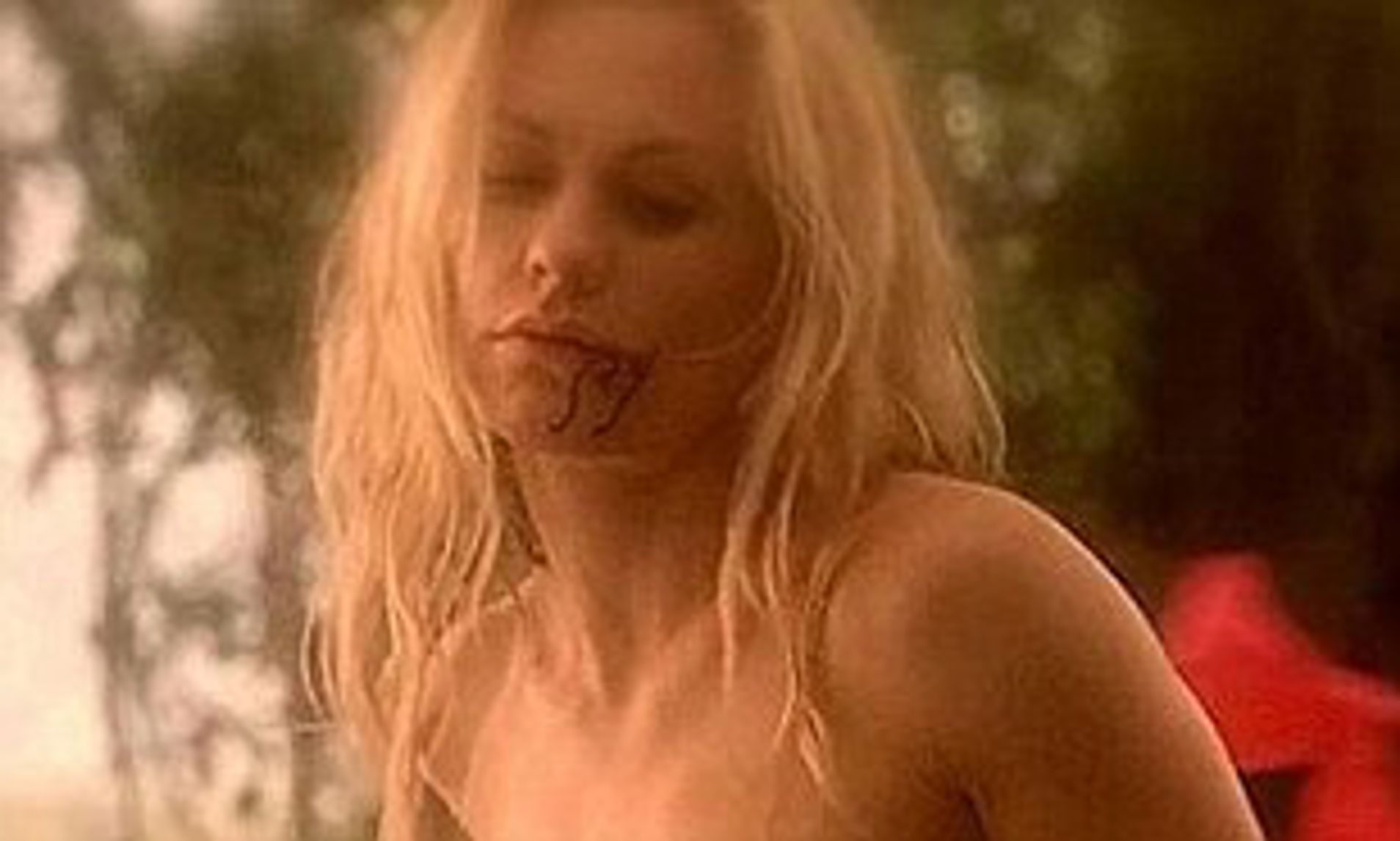 amy lundy add photo anna paquin full frontal