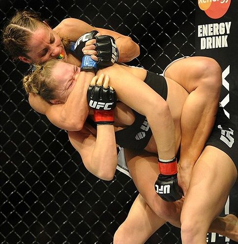 charis meyer recommends ronda rousey lesbian porn pic