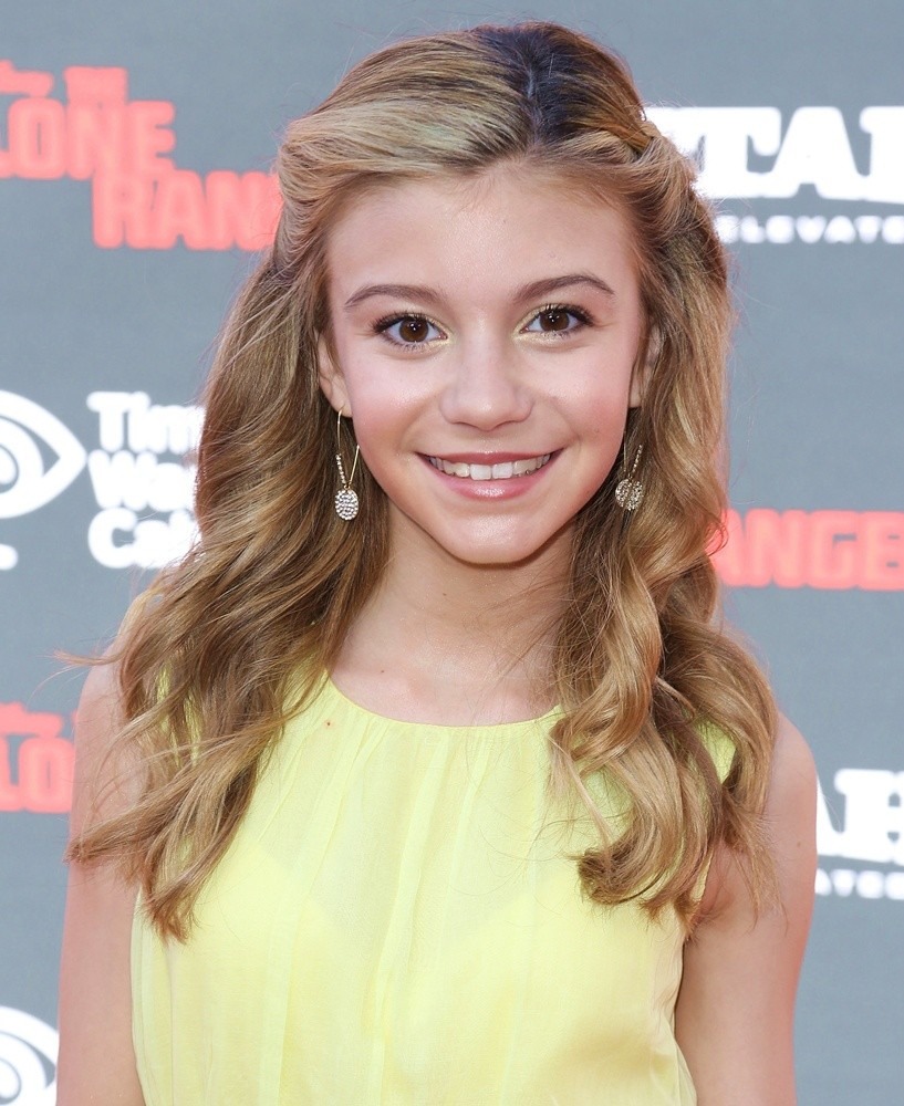 daniel standish share g hannelius naked photos