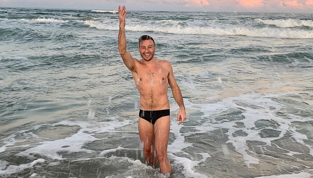 charlie brave recommends guy on beach wearing a speedo porn pic