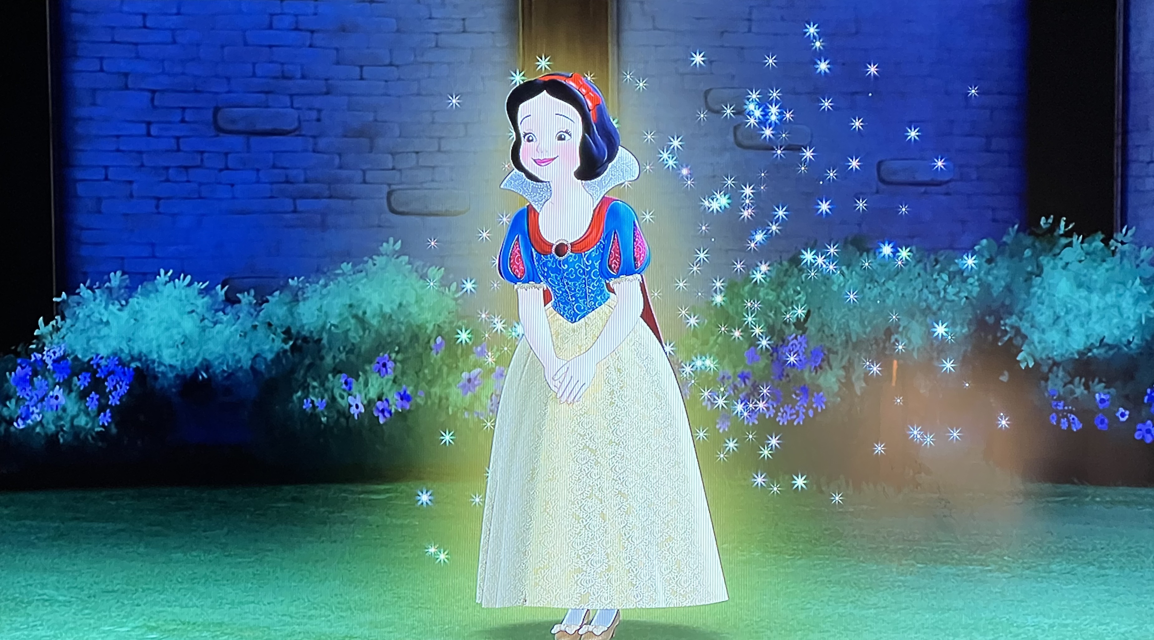 antoinette coman recommends Sofia The First Snow White