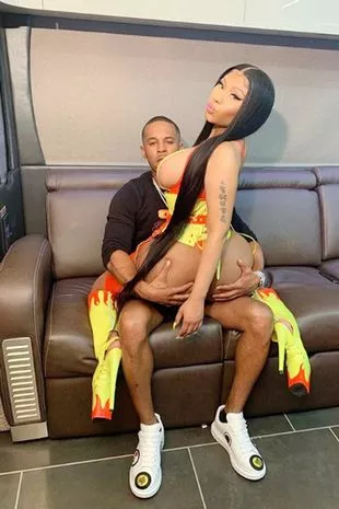 carlton drake recommends nicki minaj nude sex pic