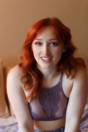 redhead nerd nude