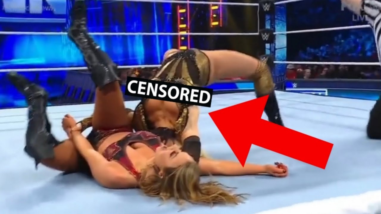 branden dehaan recommends Women Wrestlers Wardrobe Malfunctions