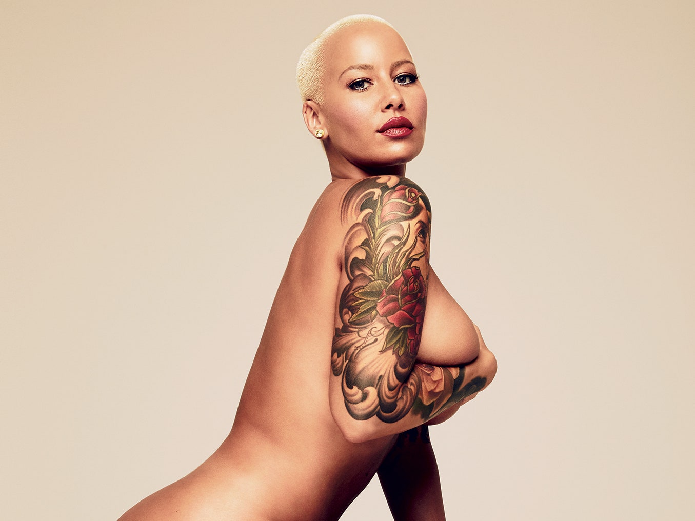 aida clinton recommends amber rose butt naked pic