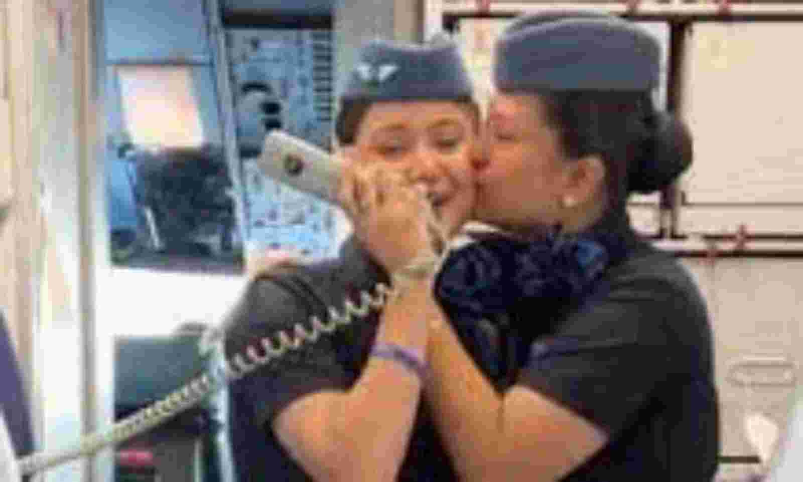 allie moren add air hostess kissing game photo