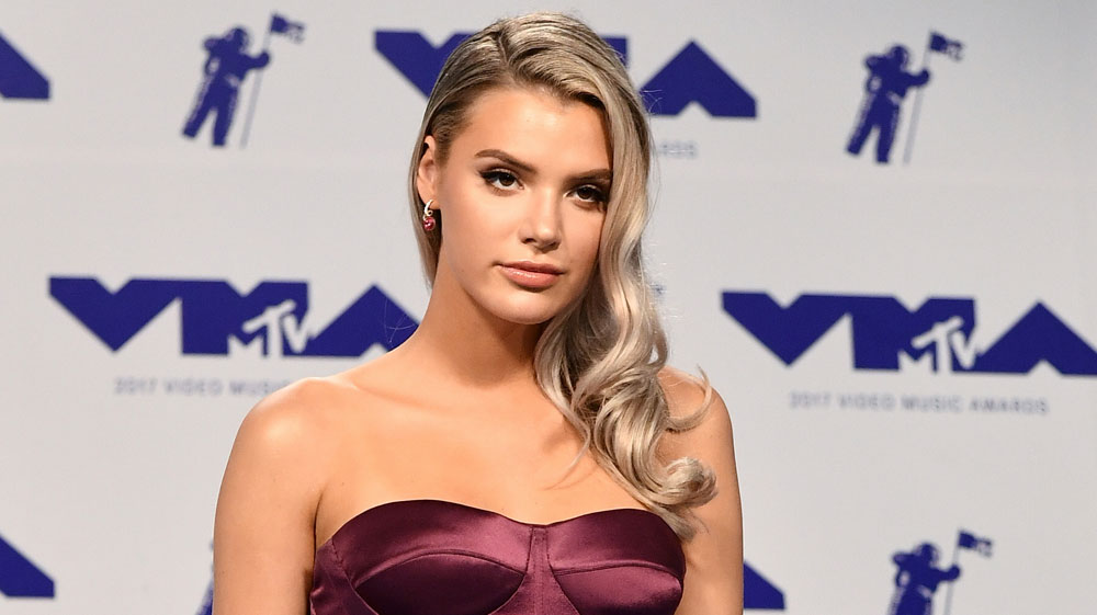 colum murphy share alissa violet nip slip photos