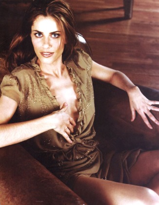 ali archer share amanda peet upskirt photos