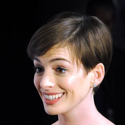 clarissa douglas recommends Anne Hathaway Pussy