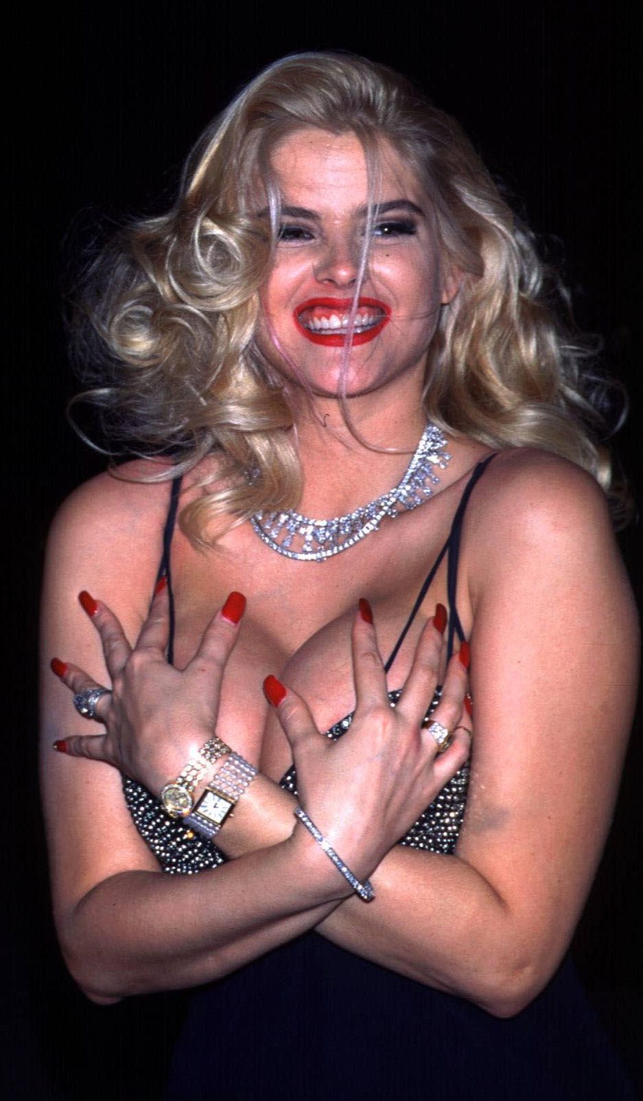 brittany biddy recommends Anna Nicole Smith Nails