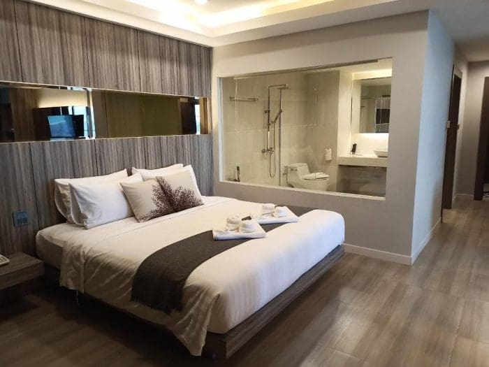 alex reibold recommends bangkok ladyboy friendly hotels pic