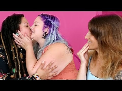 alessandra mendes recommends bbw lesbians making out pic