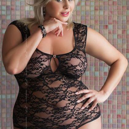 courtney hickson recommends bbw plus size lingerie pic