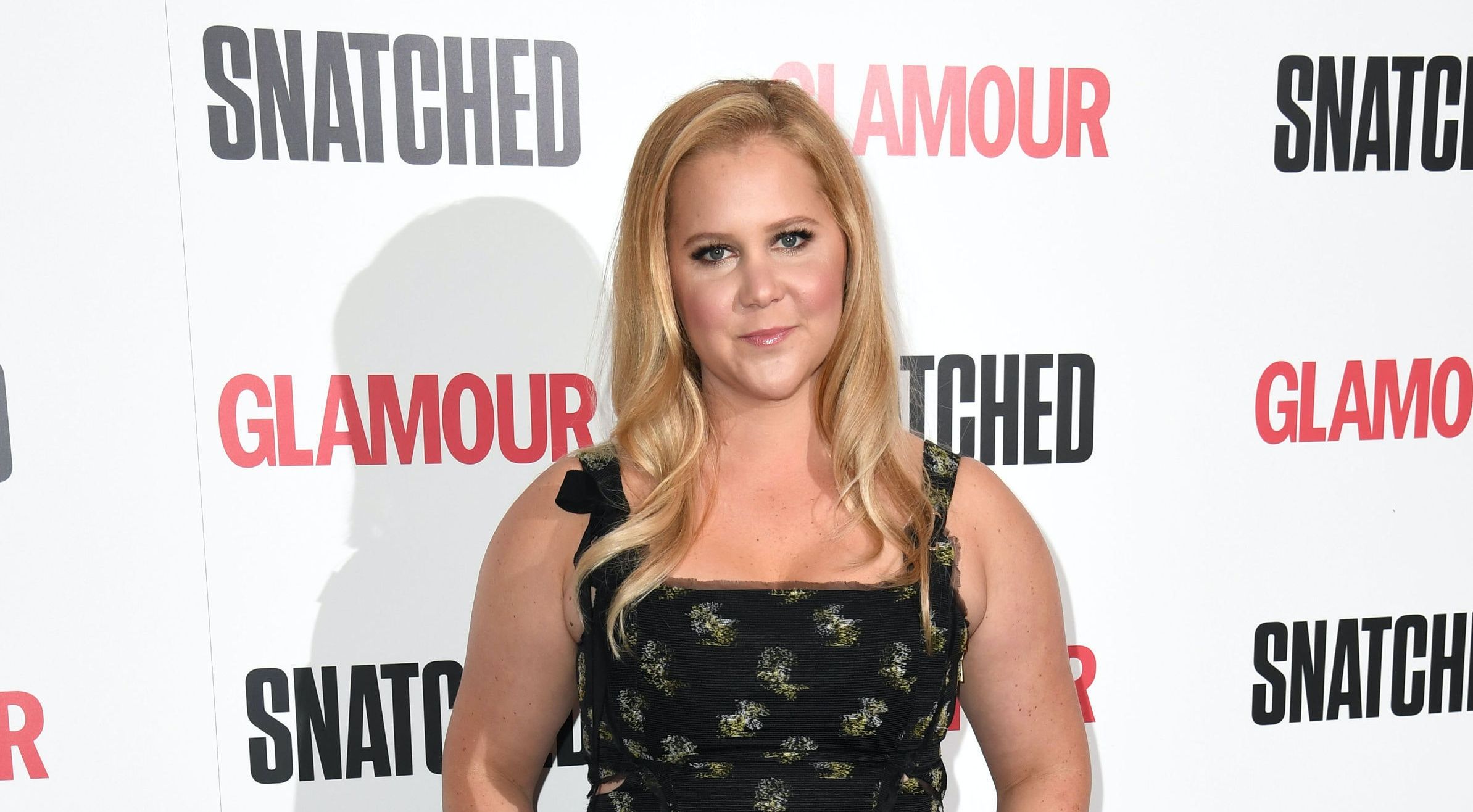 amy schumer snatched topless