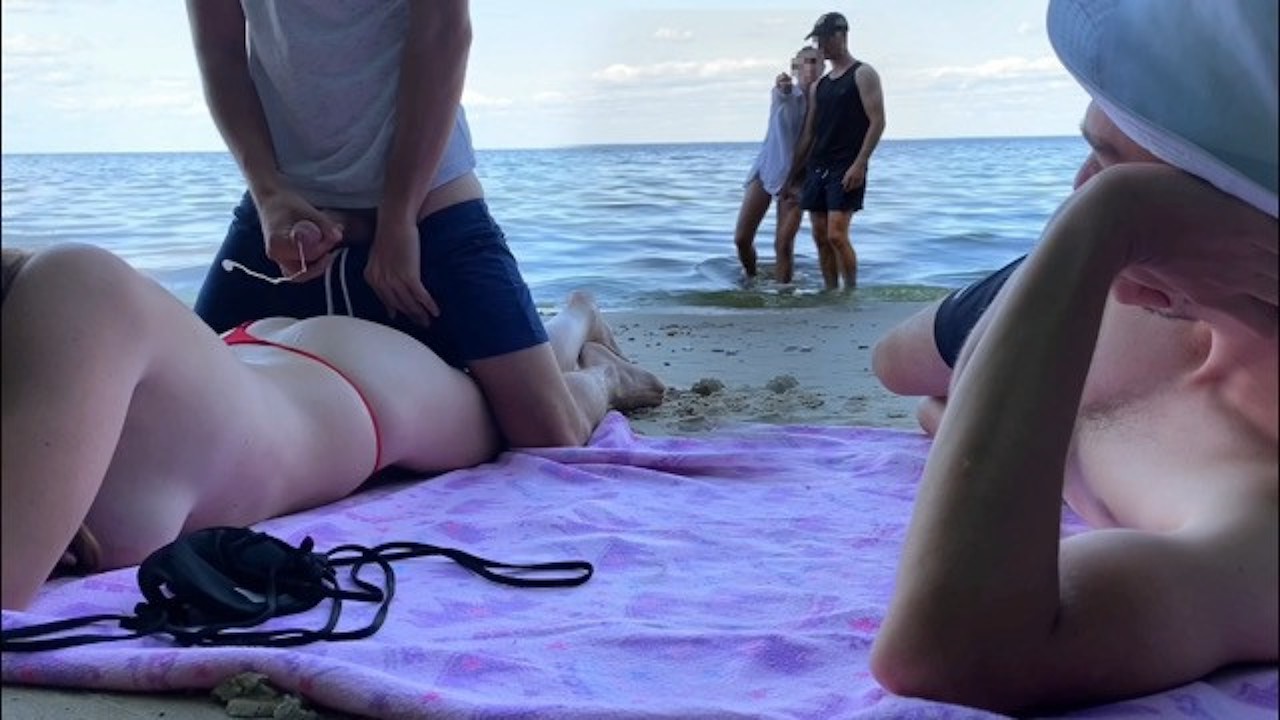 bennie hallam share beach fun on porn hub photos