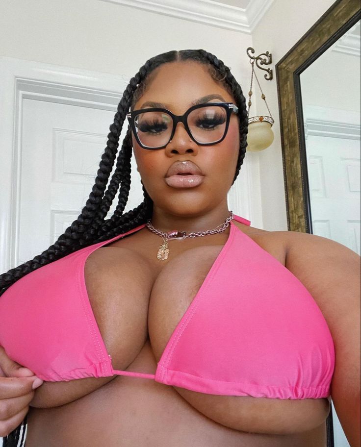 carolina riano recommends big boobed black women pic