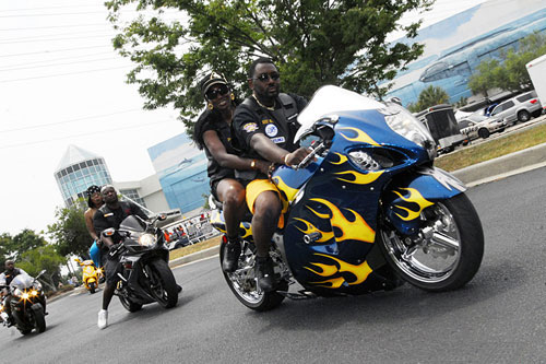 donna kong add black bike week freaks photo