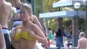 becki bartlett recommends bouncing tits in public pic