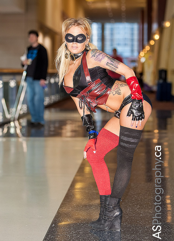 david smarr recommends busty harley quinn cosplay pic