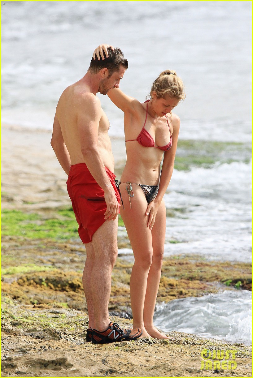 teresa palmer bathing suit