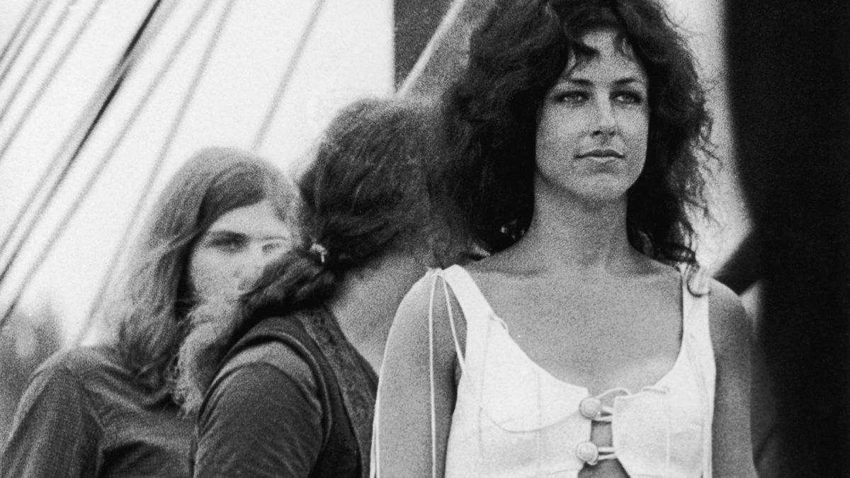 bruce ellis recommends grace slick nude pics pic