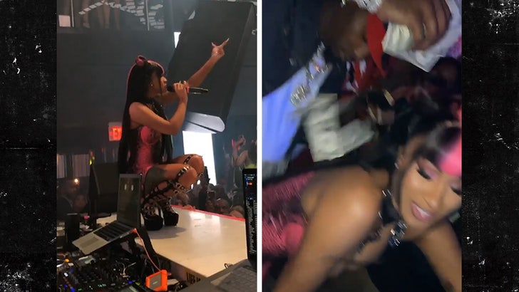 dilpreet virk recommends cardi b stripper videos pic