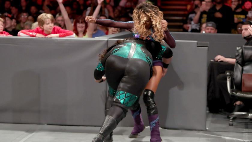 nia jax camel toe