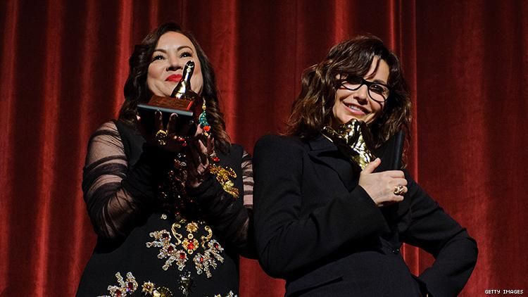 gina gershon and jennifer tilly